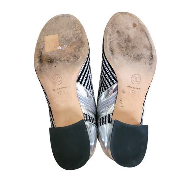 Chanel Tweed Ankle Boots Silver Black Interlocking CC Logo Cap Toe Size 7 37.5 - Picture 11 of 11